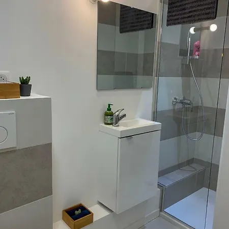 Marche Provencal Apartment