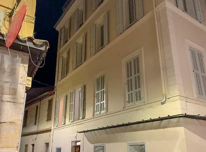 Marche Provencal * Antibes